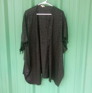 Women's Leopard Cheetah Animal Print Black Shrug Kimono Size Medium Mobwife